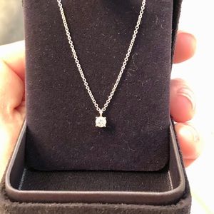 Tiffany & Co. Diamond platinum pendant